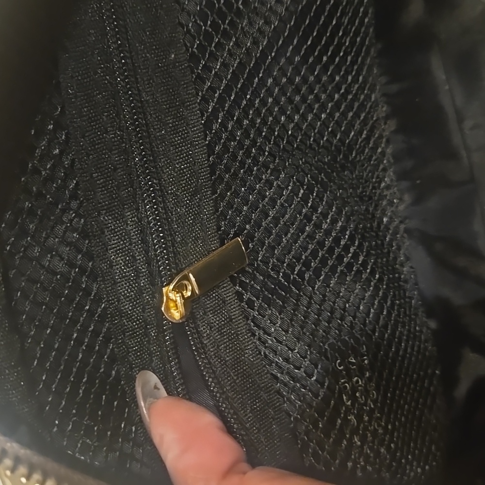 Versace Parfums Gold Matte Chainlink Bag - Picture 10 of 13